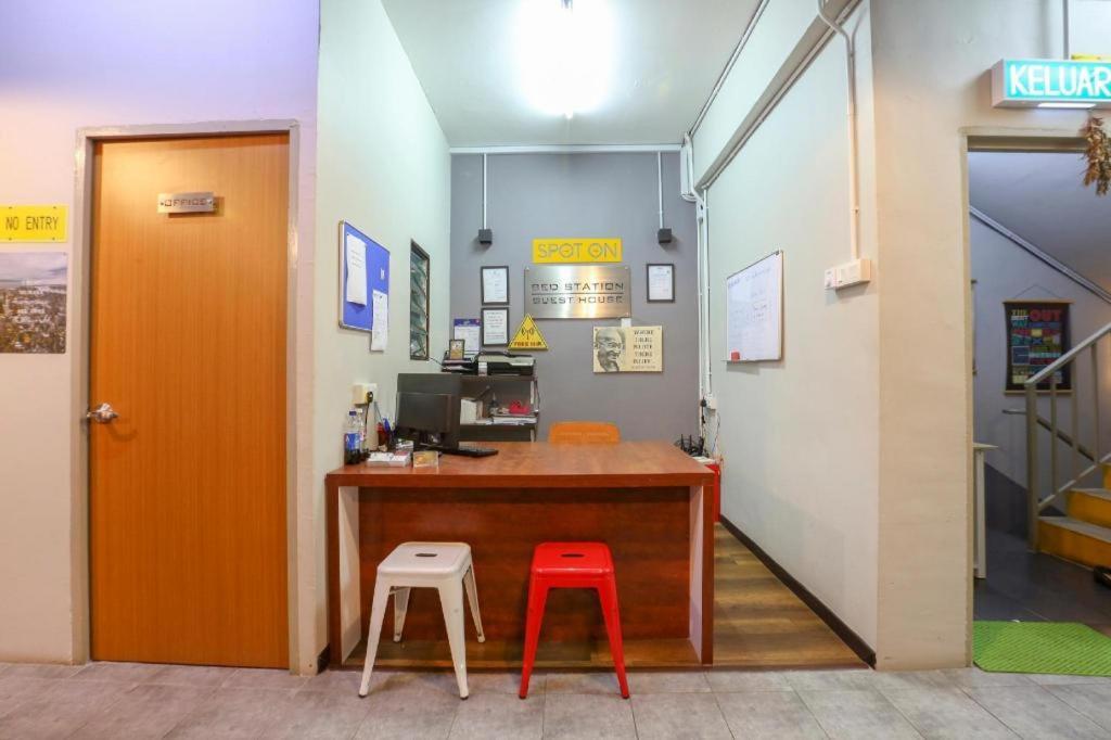 Spot On 89751 Bed Station Guest House Tanah Rata Bagian luar foto